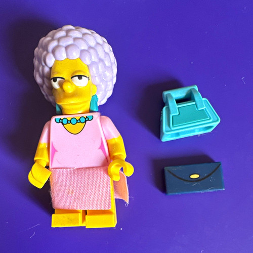 Lego patty bouvier minifigure - lego,
